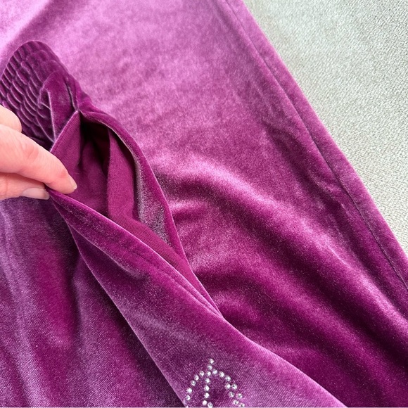 Victoria’s Secret PINK velour shine matching lounge set. Top XXL. Bottom… - Picture 12 of 16